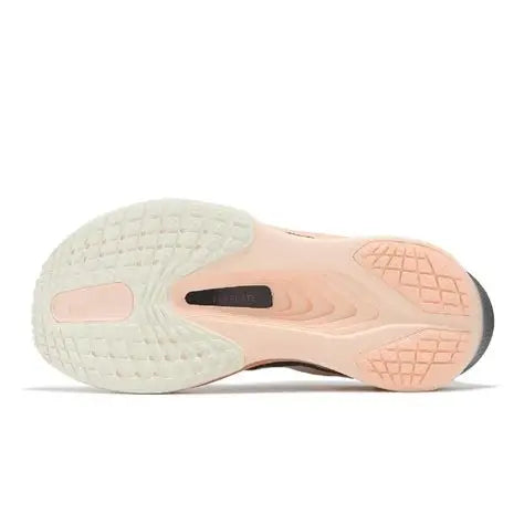 W ZOOM FLY 6