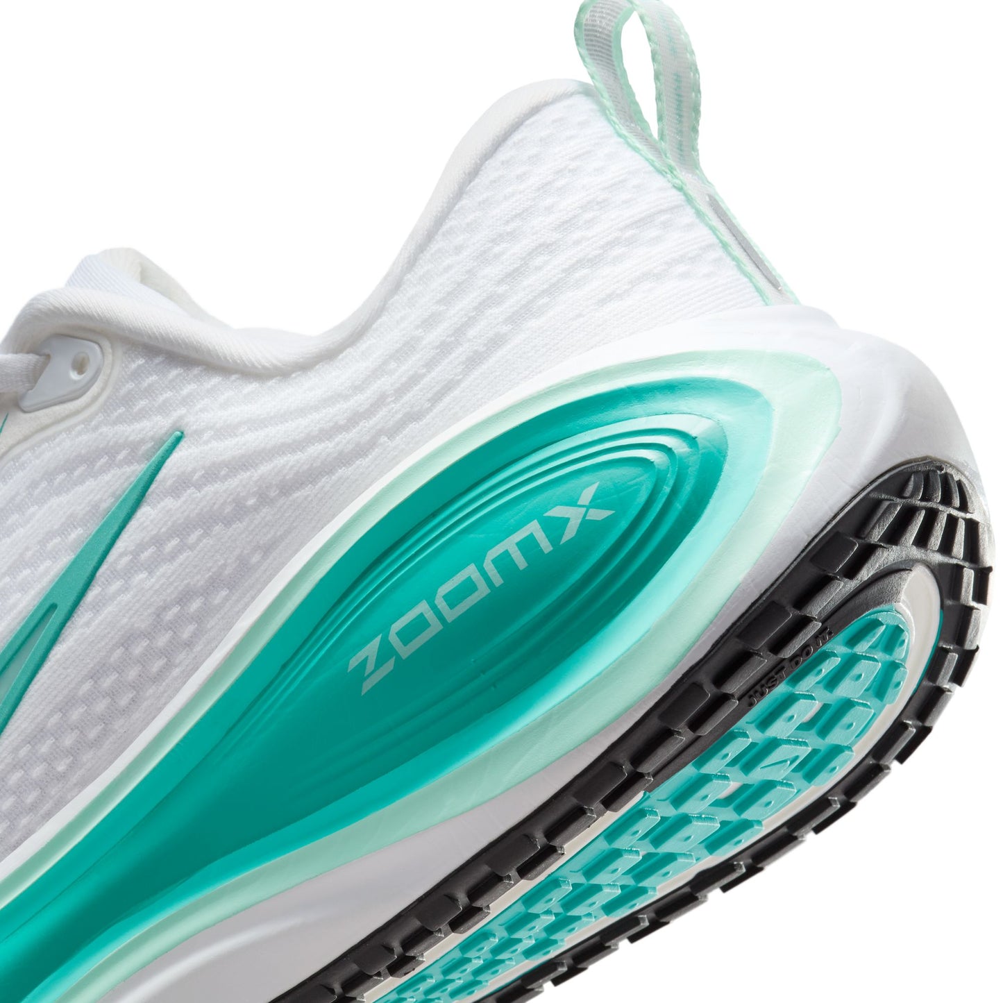 Women's Vomero Plus (Wide)