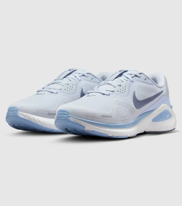 Women's Nike Structure 26