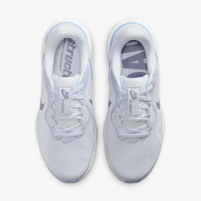 Women's Nike Structure 26